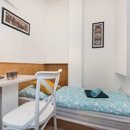 Aaa Krakovská Apartamento *