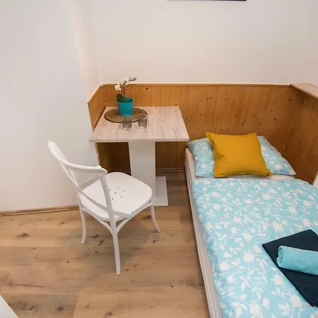 Aaa Krakovská Apartamento Praga