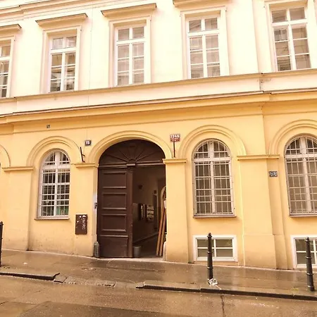Near Wenceslas Square Apartman *